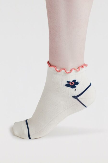 Thought kotníkové ponožky floral frill white